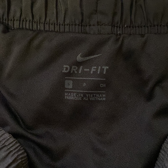 Nike Tempo Running Shorts Black/Grey - Picture 3 of 4